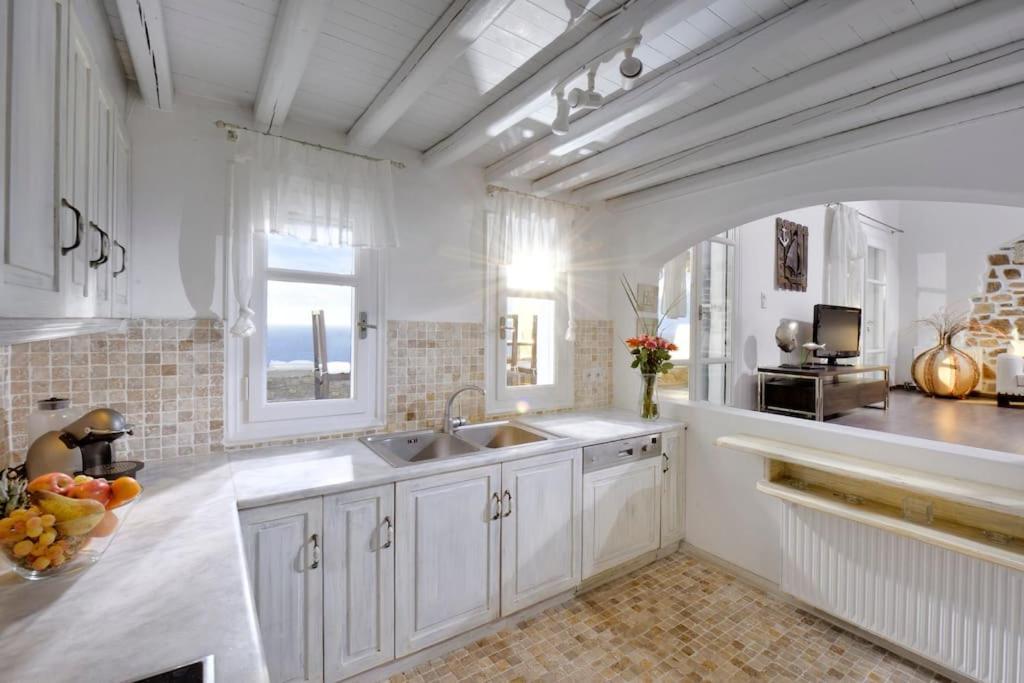 Mykonos Sea View Luxury Villa By Calypso Sunset Villas Mykonos Town 외부 사진